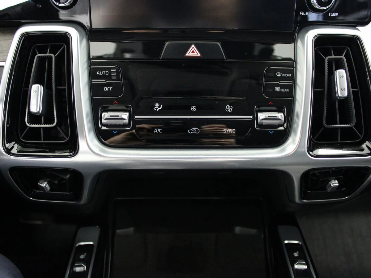 Kia Sorento, 2022г, полный привод, автомат