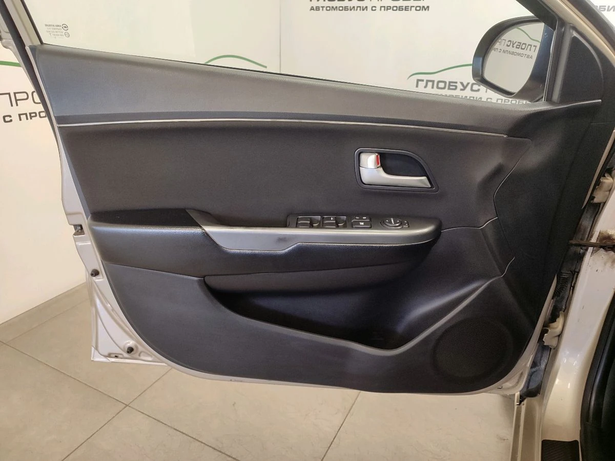 Kia Rio, 2013г, передний привод, механика