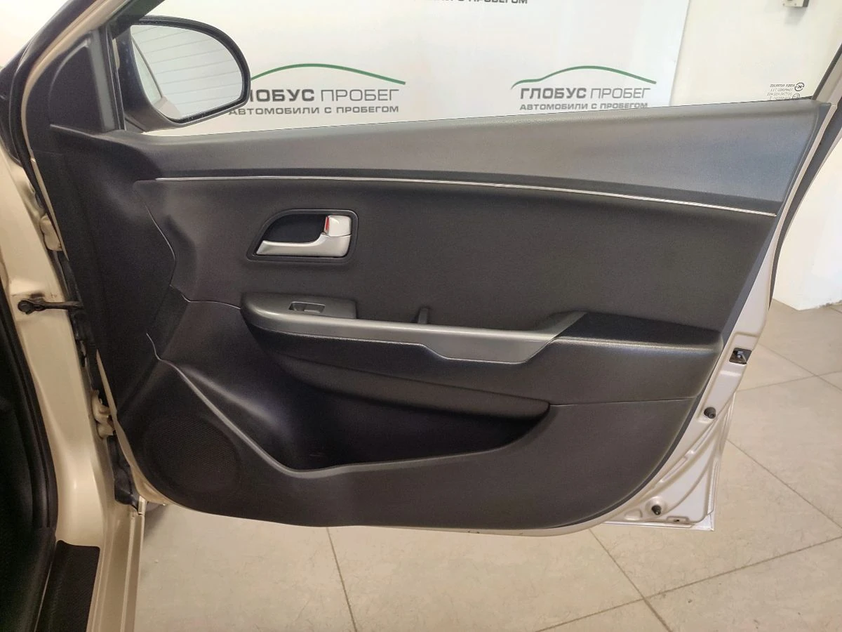 Kia Rio, 2013г, передний привод, механика