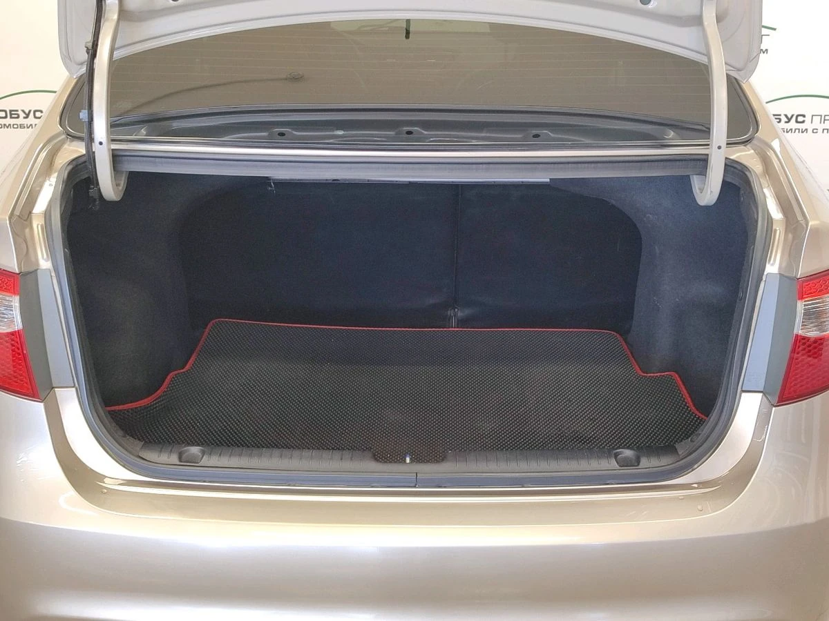 Kia Rio, 2013г, передний привод, механика