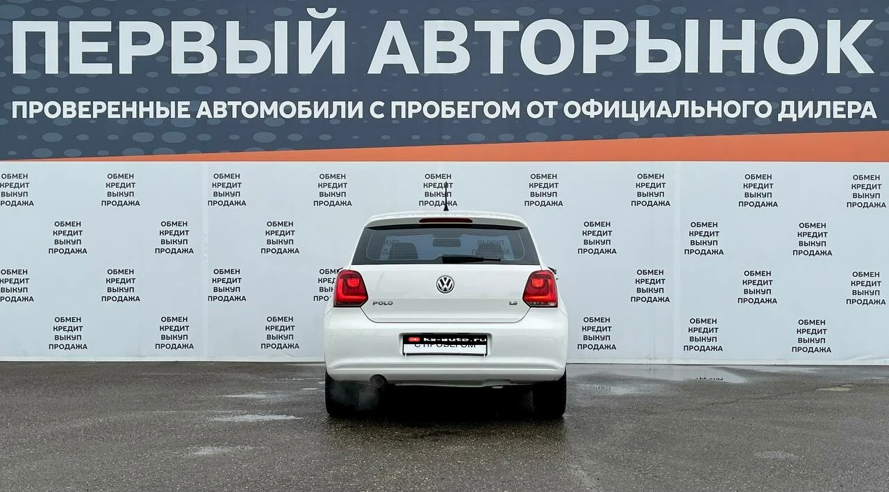 Volkswagen Polo, 2010г, передний привод, робот