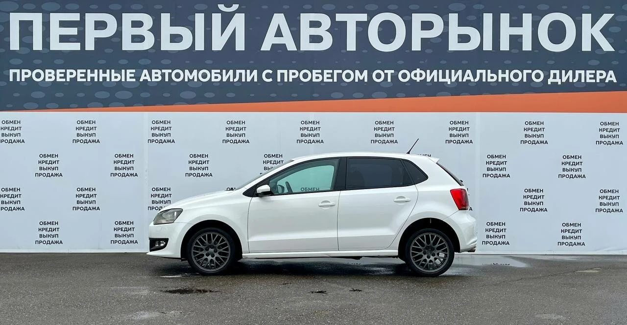 Volkswagen Polo, 2010г, передний привод, робот