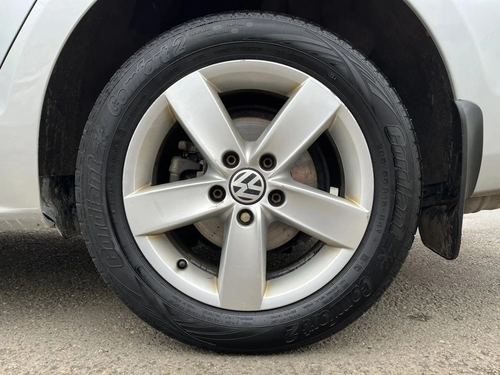 Volkswagen Jetta, 2012г, передний привод, автомат