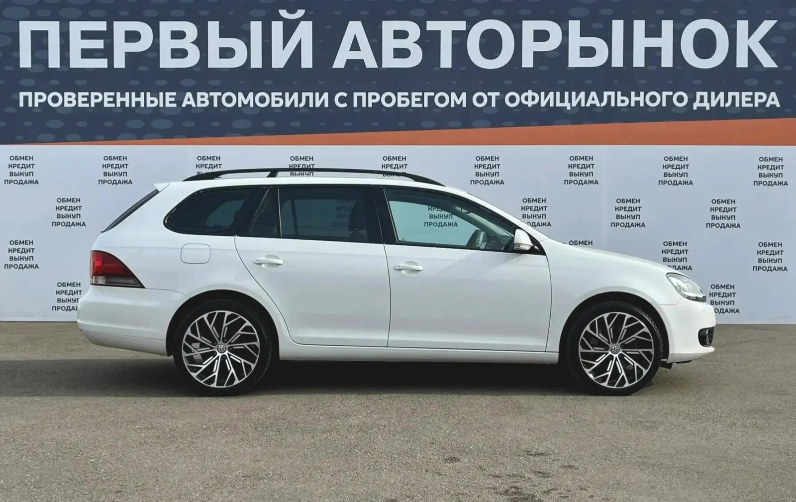 Volkswagen Golf, 2011г, передний привод, робот