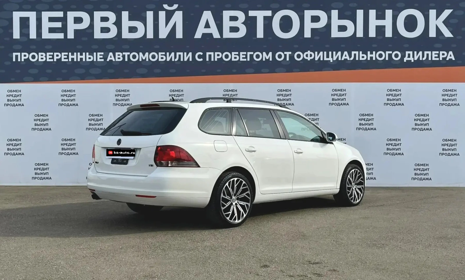 Volkswagen Golf, 2011г, передний привод, робот