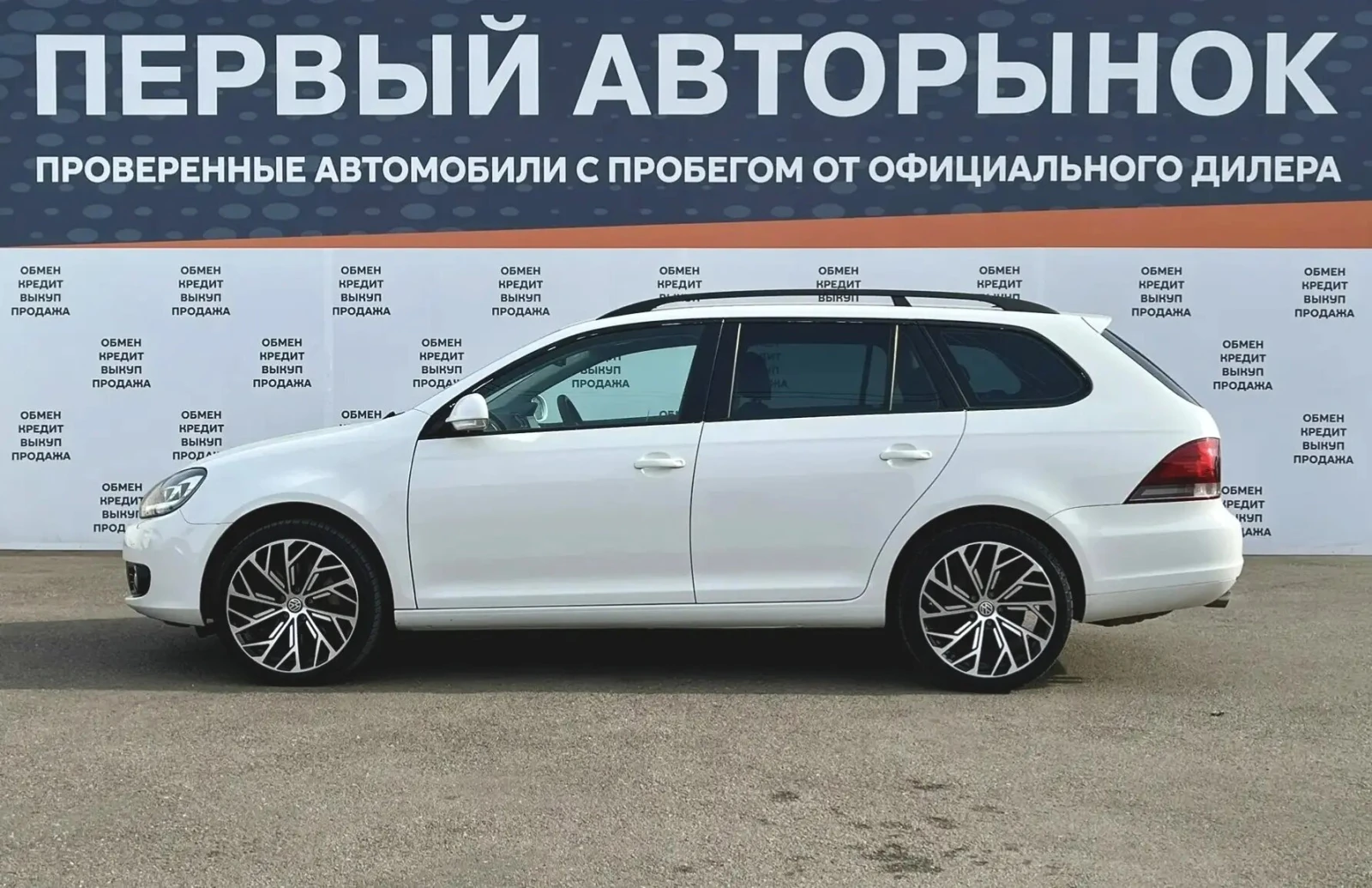 Volkswagen Golf, 2011г, передний привод, робот