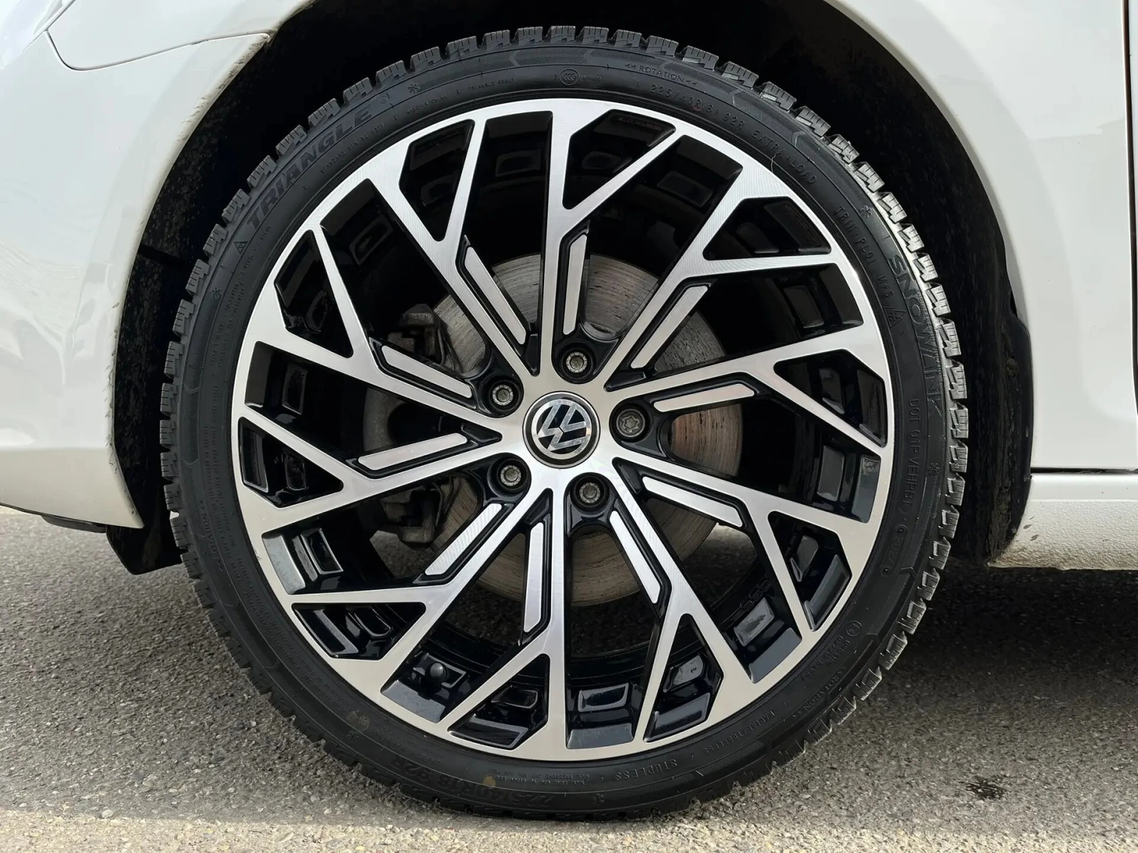 Volkswagen Golf, 2011г, передний привод, робот