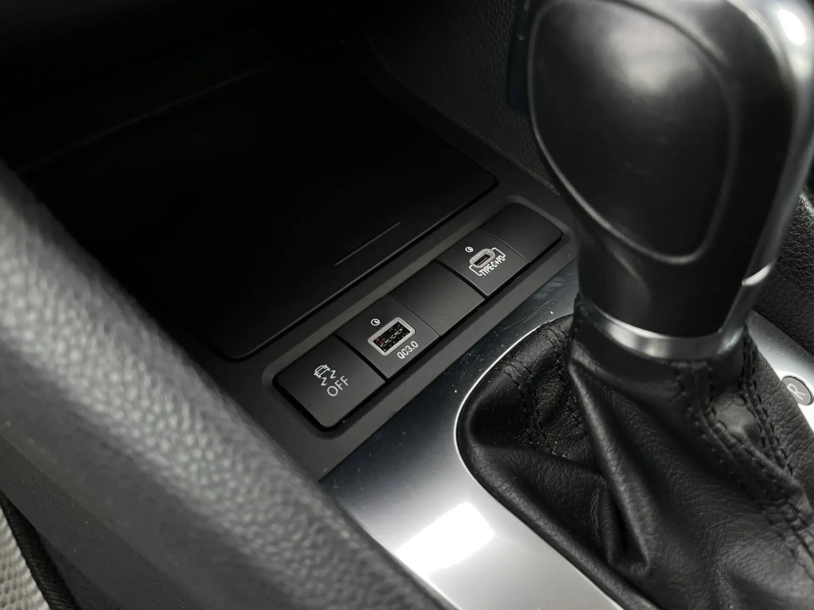 Volkswagen Golf, 2011г, передний привод, робот