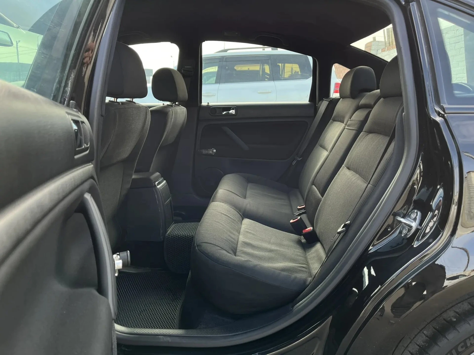 Volkswagen Passat, 2001г, передний привод, механика