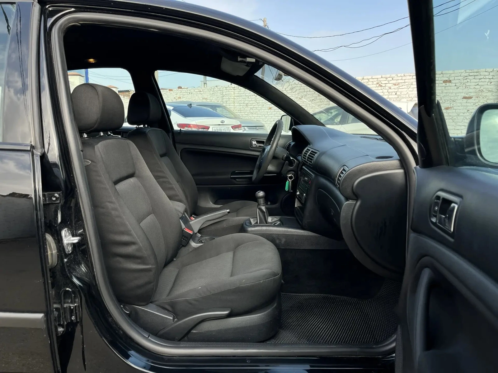 Volkswagen Passat, 2001г, передний привод, механика