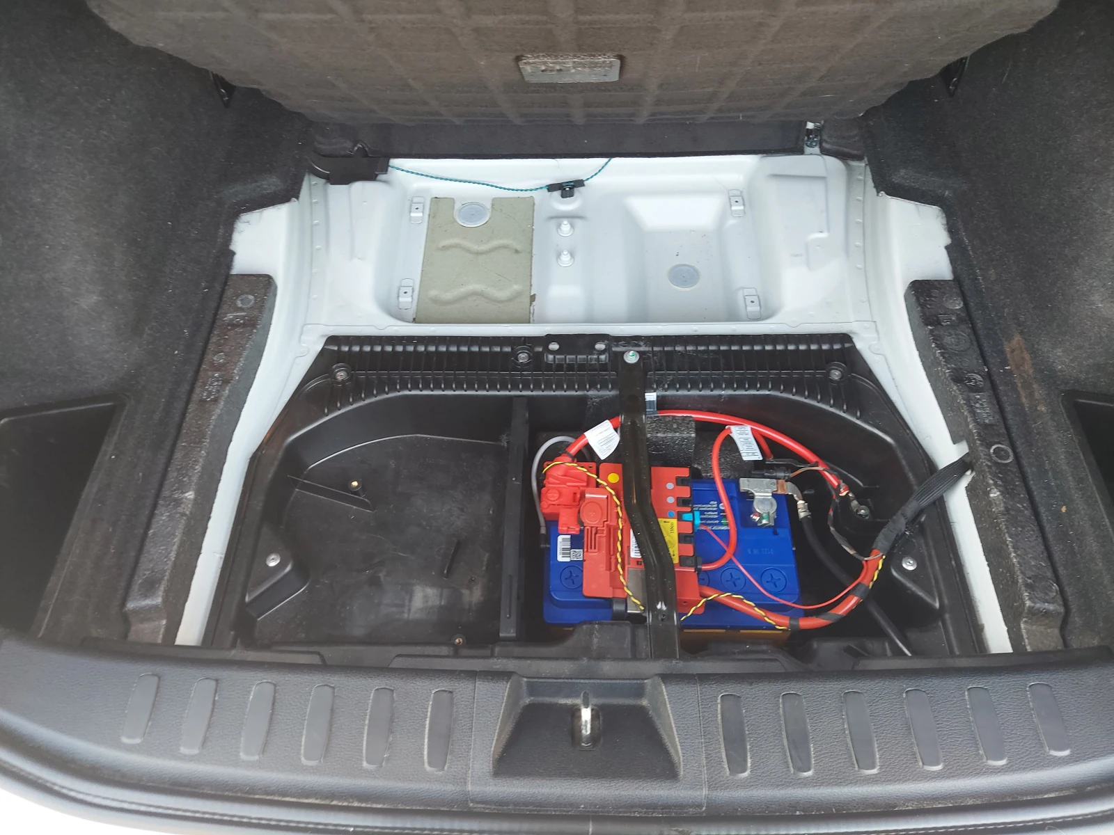 BMW X1, 2013г, полный привод, автомат