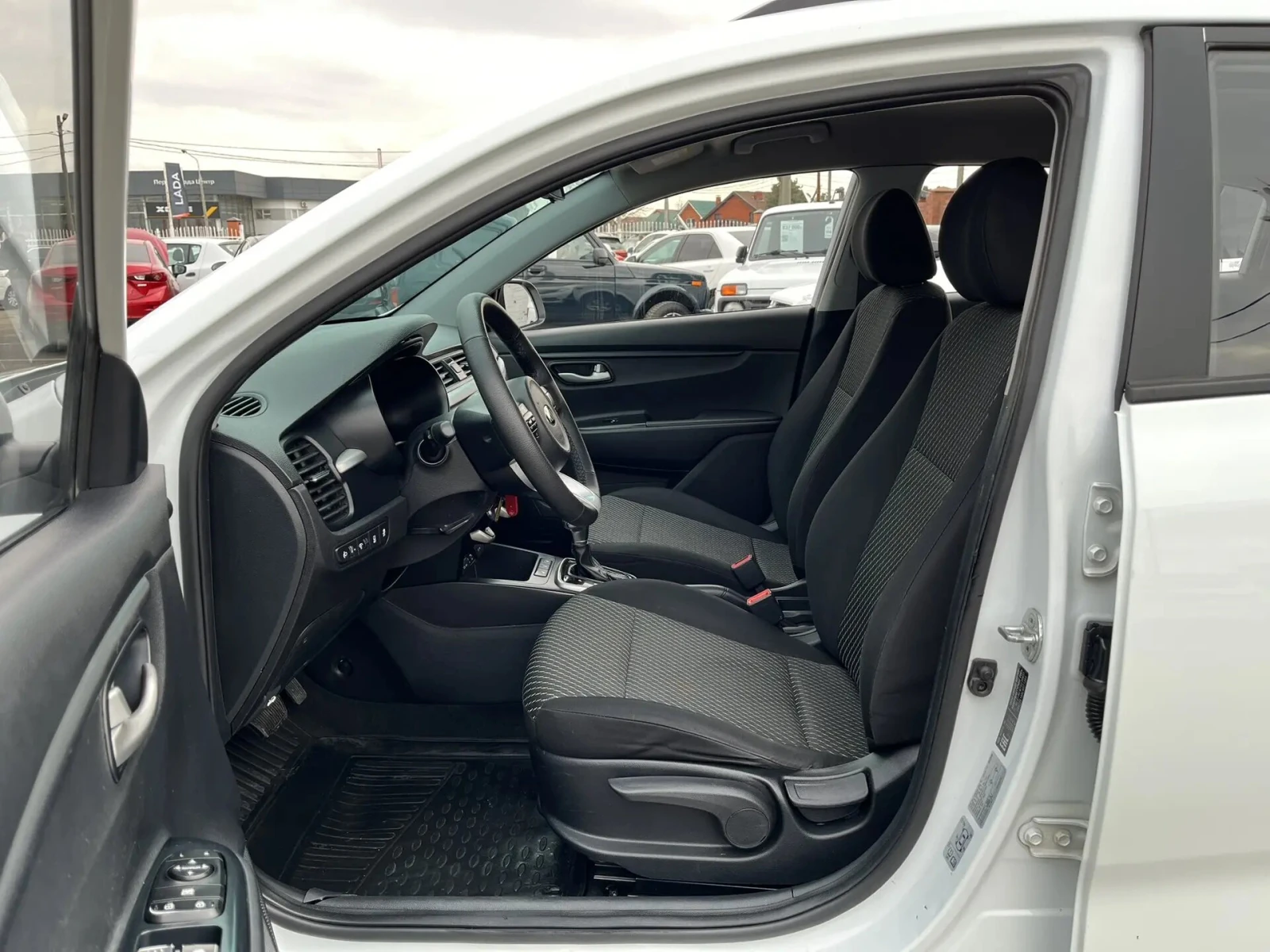 Kia Rio, 2019г, передний привод, автомат