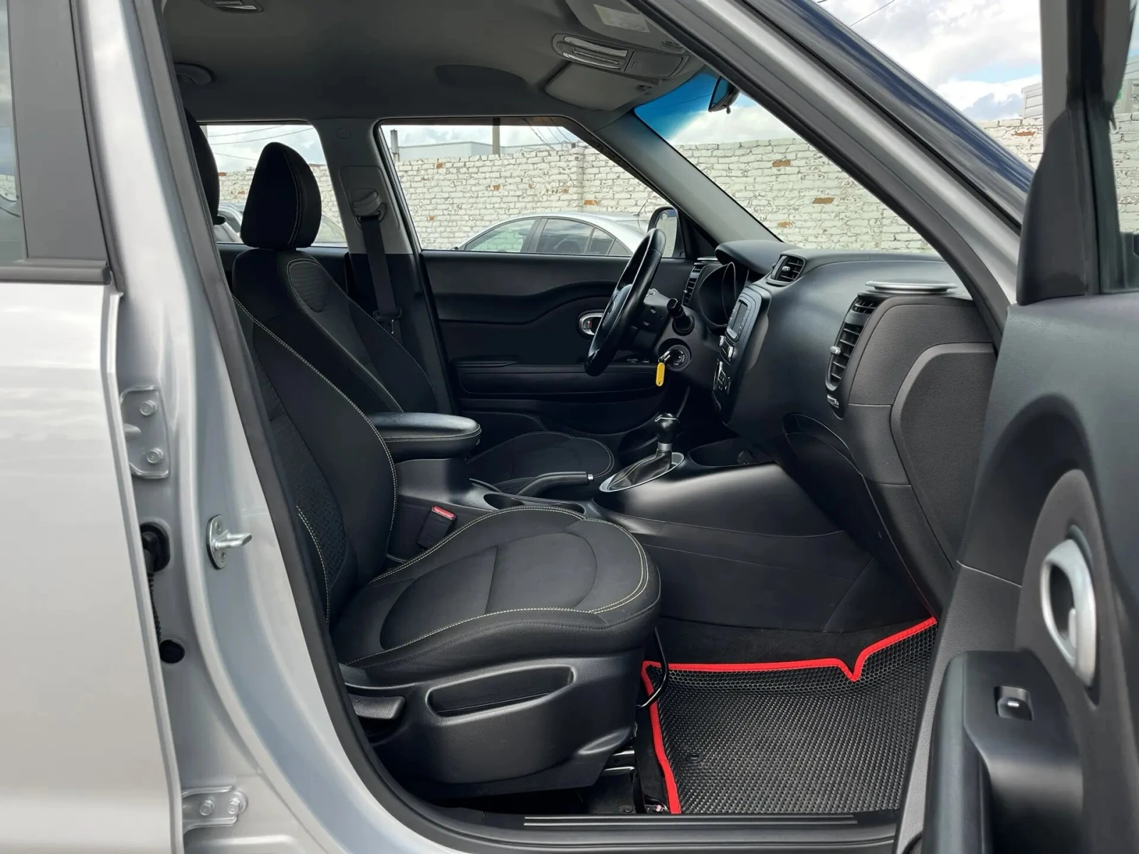 Kia Soul, 2015г, передний привод, автомат