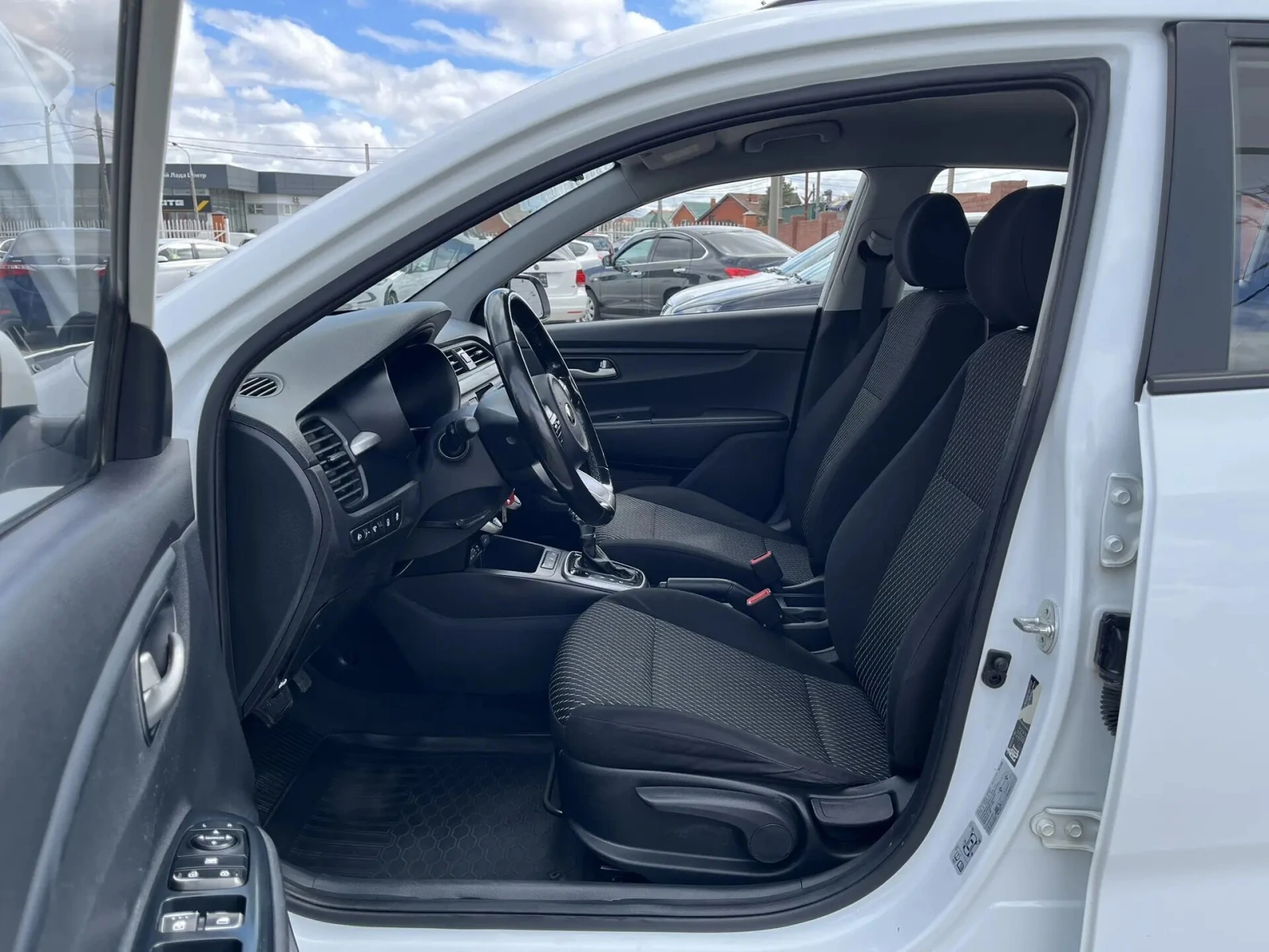 Kia Rio, 2019г, передний привод, автомат