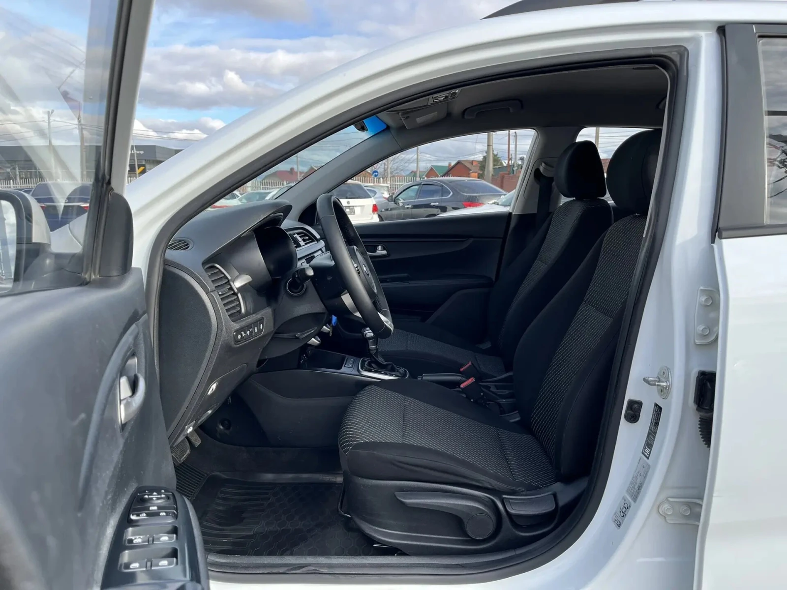 Kia Rio, 2019г, передний привод, автомат