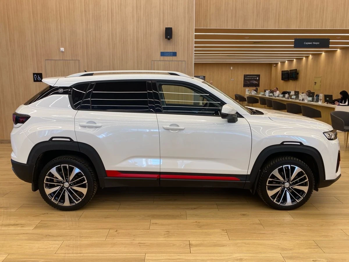 Changan CS35 Plus, 2024г, передний привод, робот