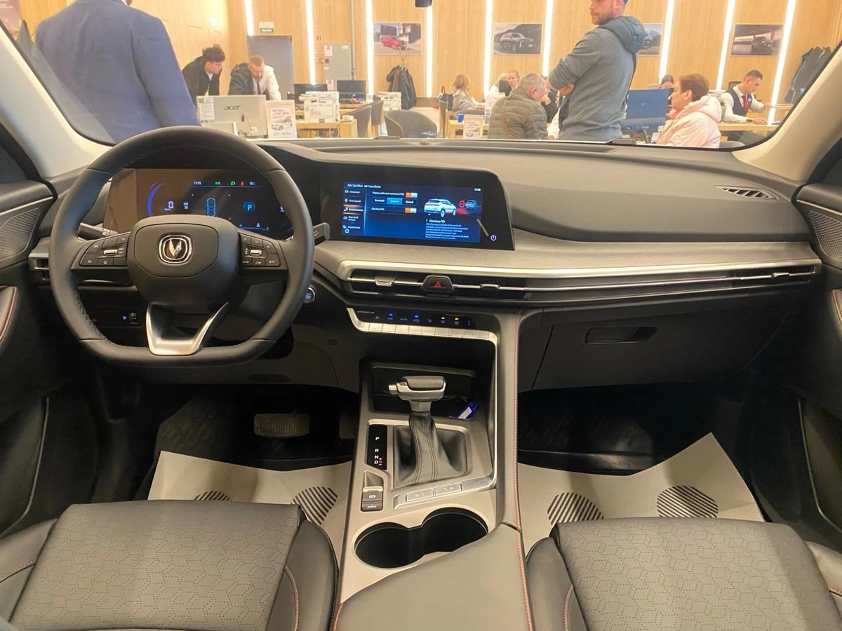 Changan CS35 Plus, 2024г, передний привод, робот
