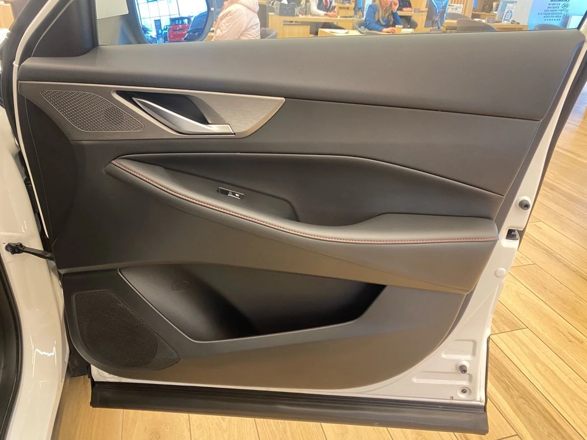 Changan CS35 Plus, 2024г, передний привод, робот