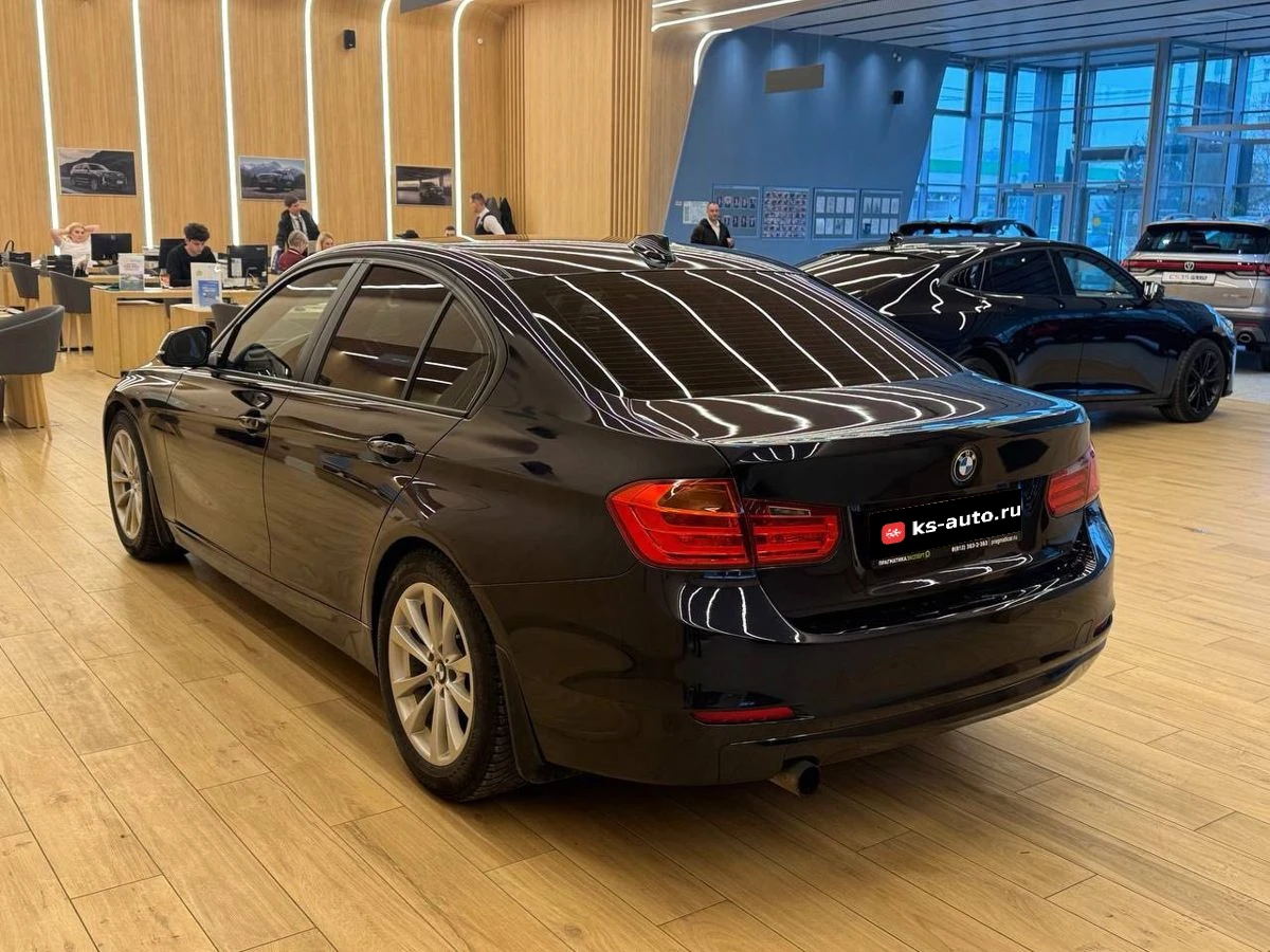 BMW 3 серии, 2012г, задний привод, автомат