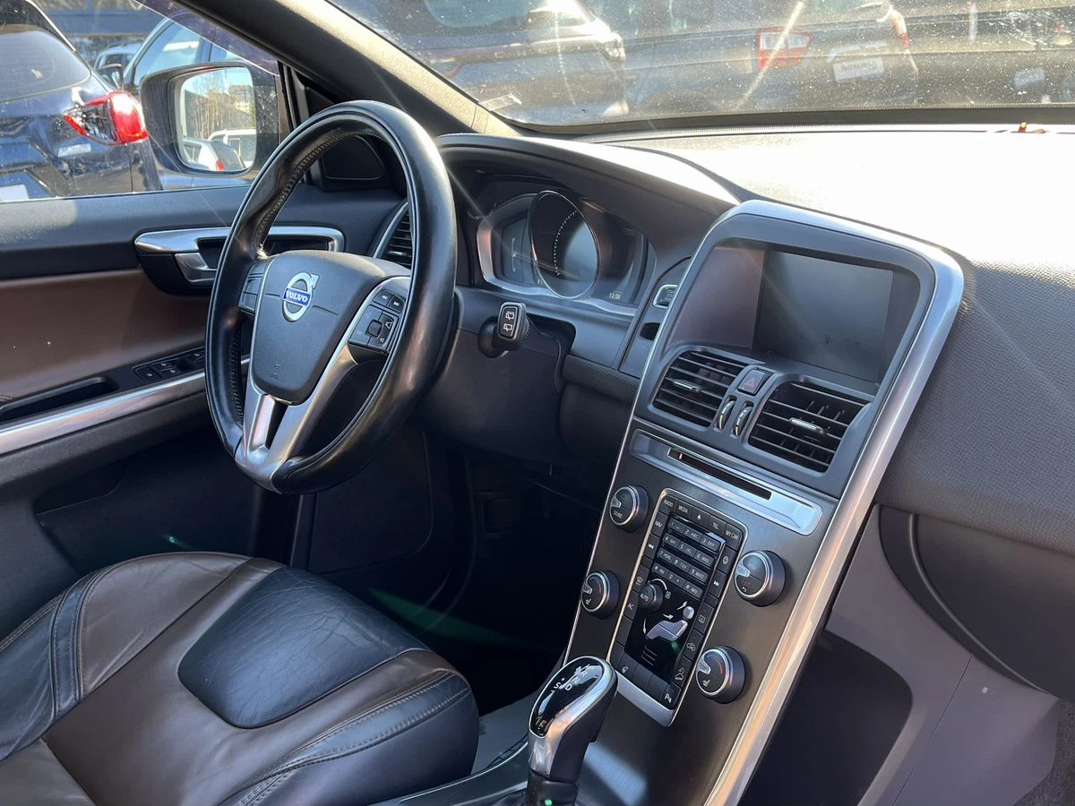 Volvo XC60, 2014г, полный привод, автомат