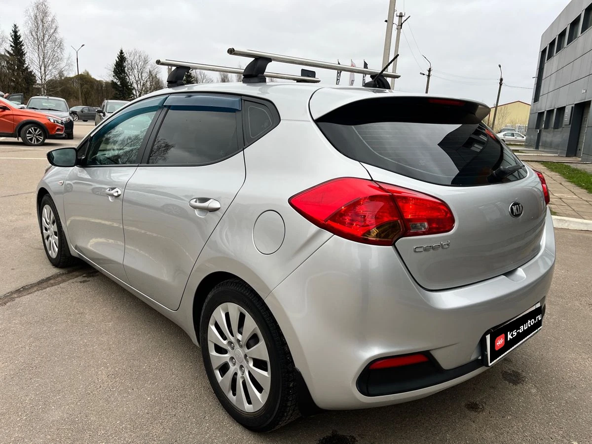 Kia Ceed, 2012г, передний привод, автомат