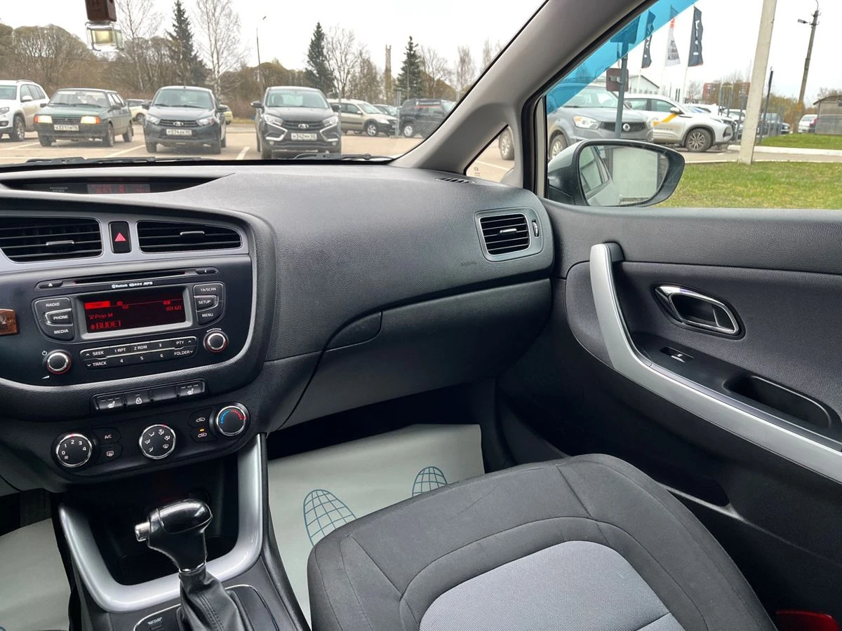 Kia Ceed, 2012г, передний привод, автомат