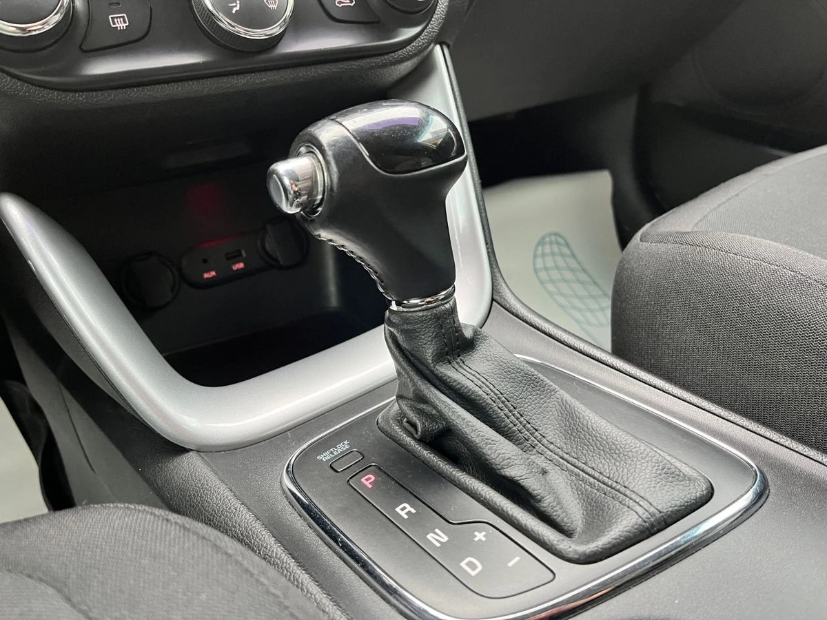 Kia Ceed, 2012г, передний привод, автомат