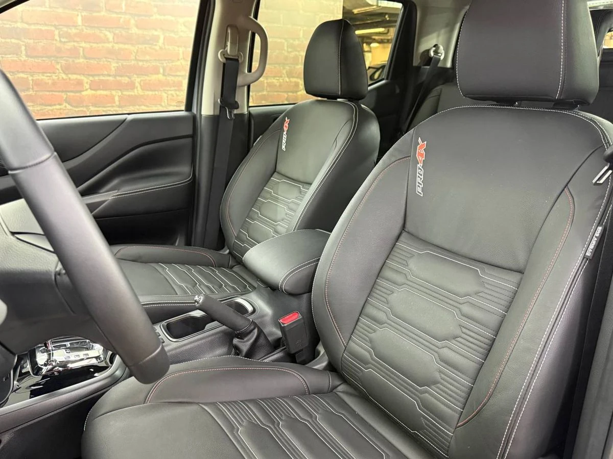 Nissan Navara (Frontier), 2025г, полный привод, автомат
