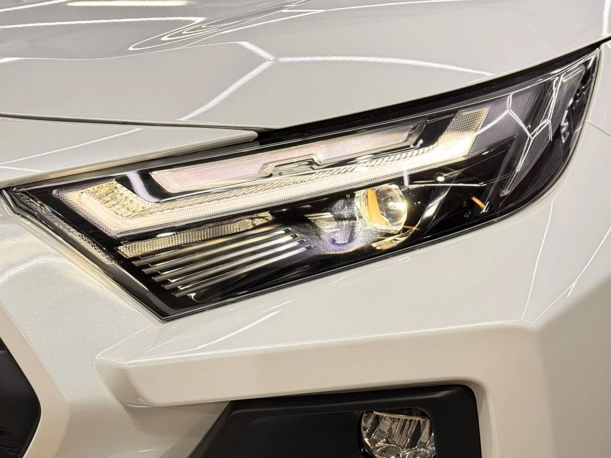 Toyota RAV4, 2025г, полный привод, вариатор