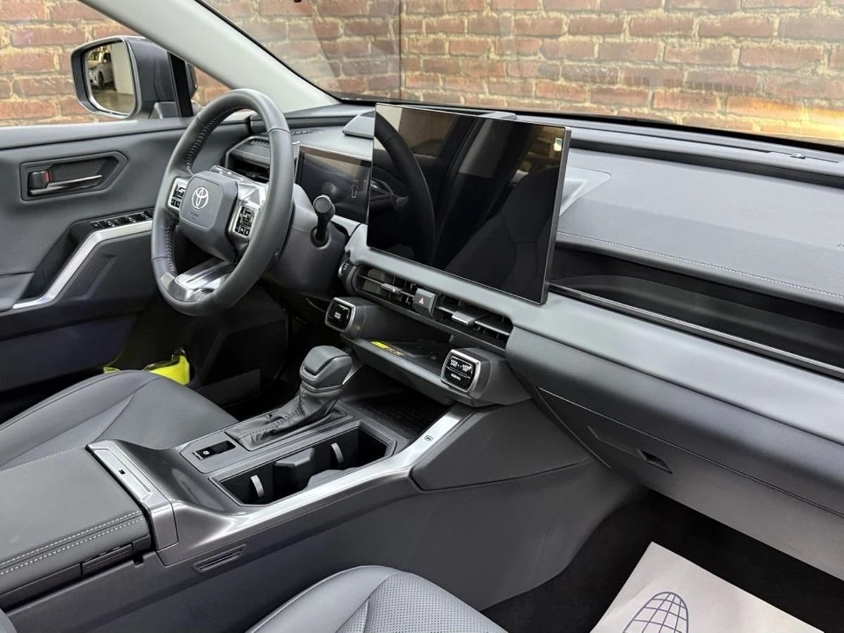 Toyota Wildlander, 2026г, полный привод, вариатор