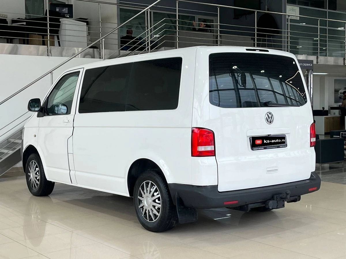 Volkswagen Caravelle, 2012г, передний привод, механика