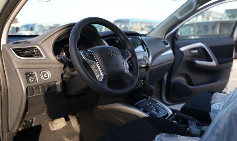 Mitsubishi Pajero Sport, 2023г, полный привод, автомат