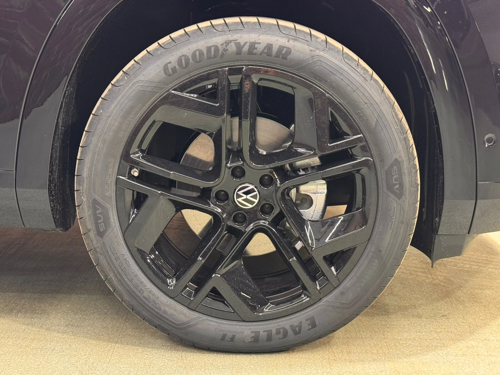 Volkswagen Teramont, 2025г, полный привод, робот