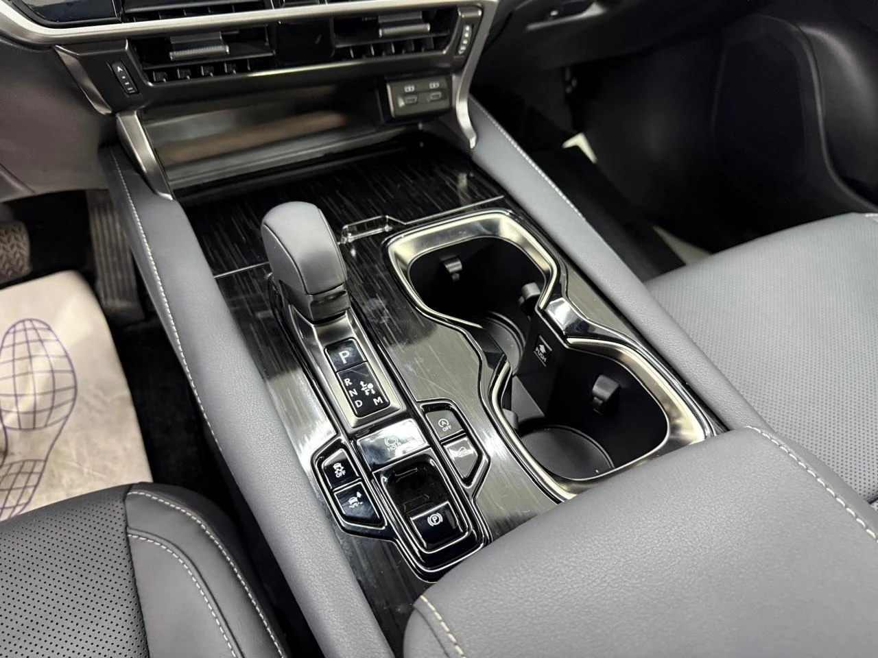 Lexus RX, 2025г, полный привод, автомат