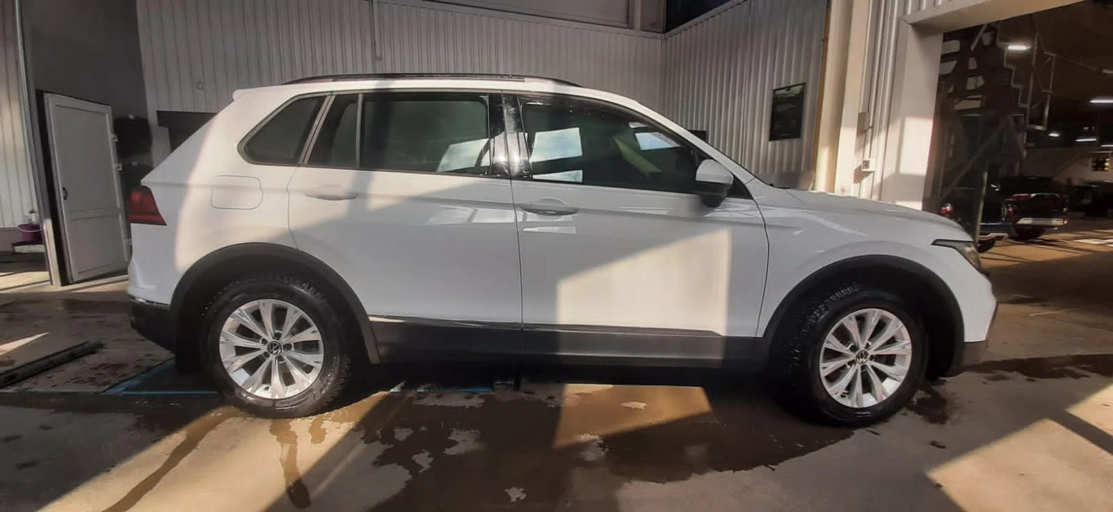 Volkswagen Tiguan, 2020г, передний привод, робот