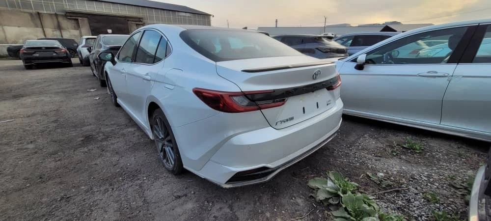 Toyota Camry, 2026г, передний привод, вариатор