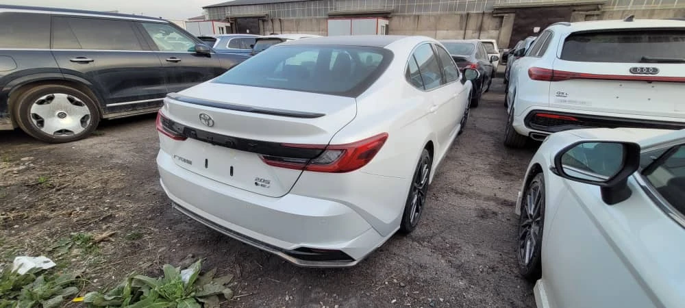 Toyota Camry, 2026г, передний привод, вариатор