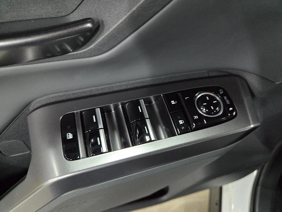 Toyota RAV4, 2026г, полный привод, вариатор