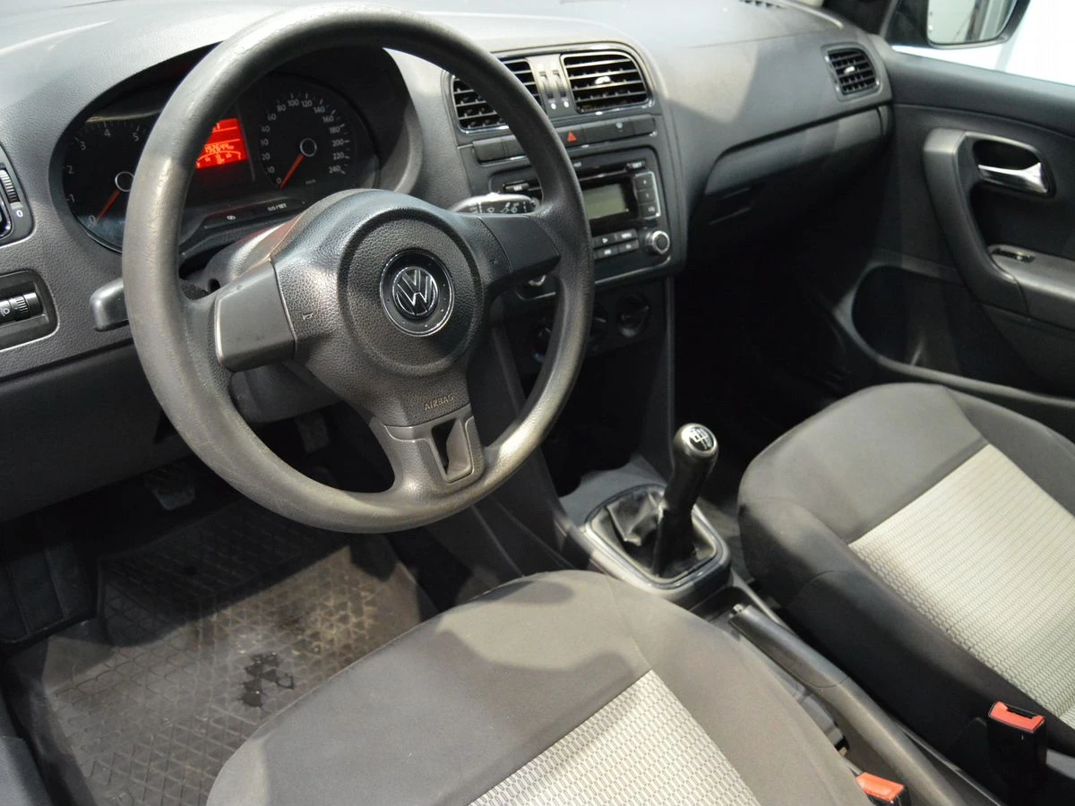 Volkswagen Polo, 2011г, передний привод, механика