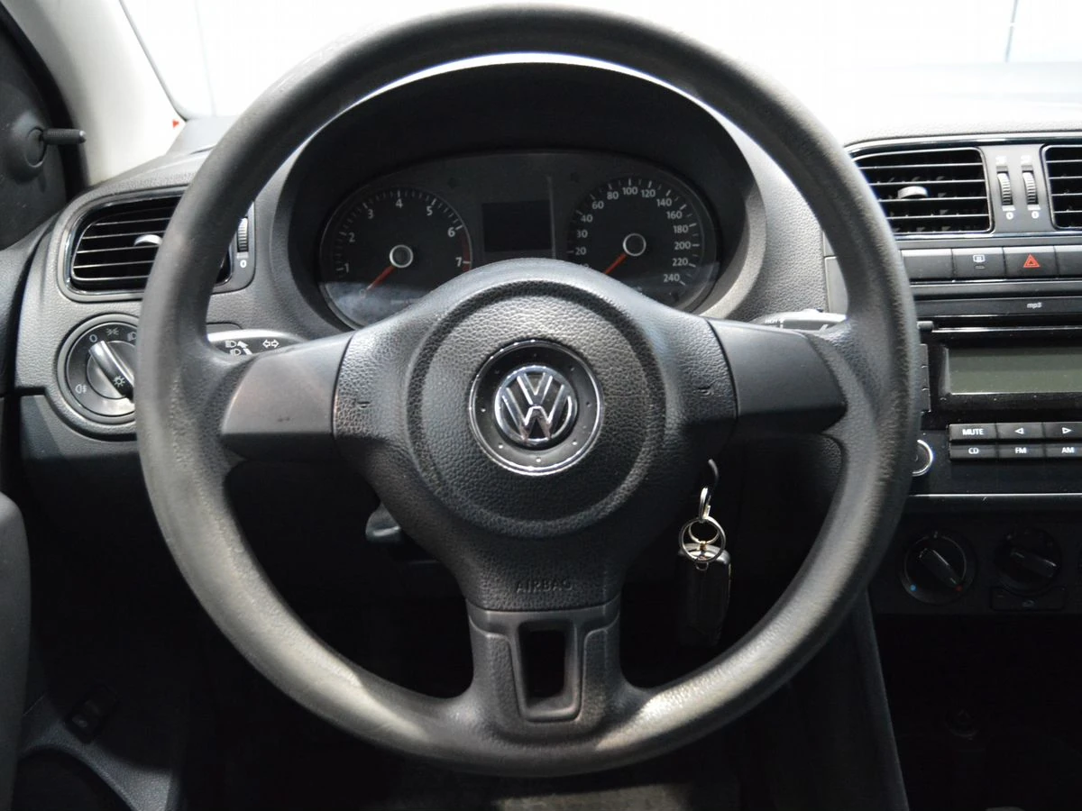 Volkswagen Polo, 2011г, передний привод, механика
