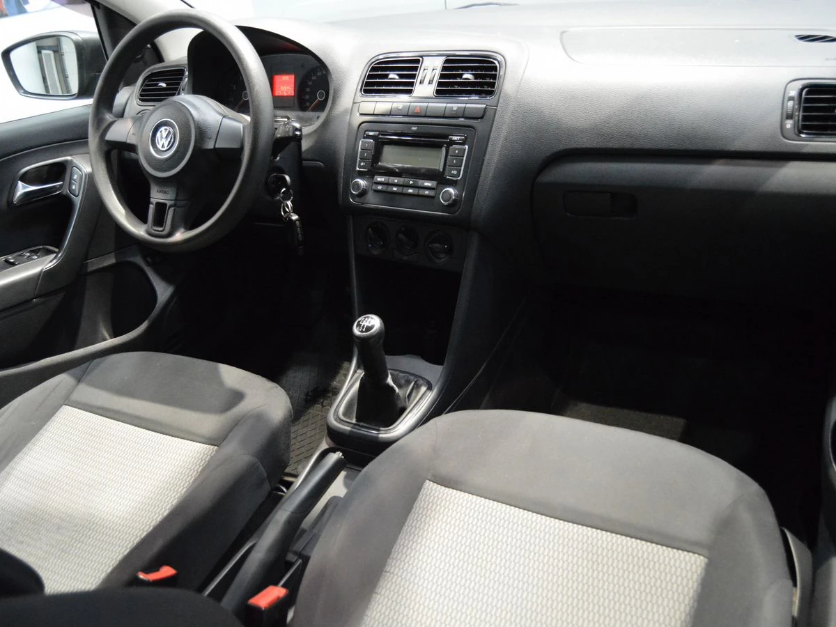 Volkswagen Polo, 2011г, передний привод, механика