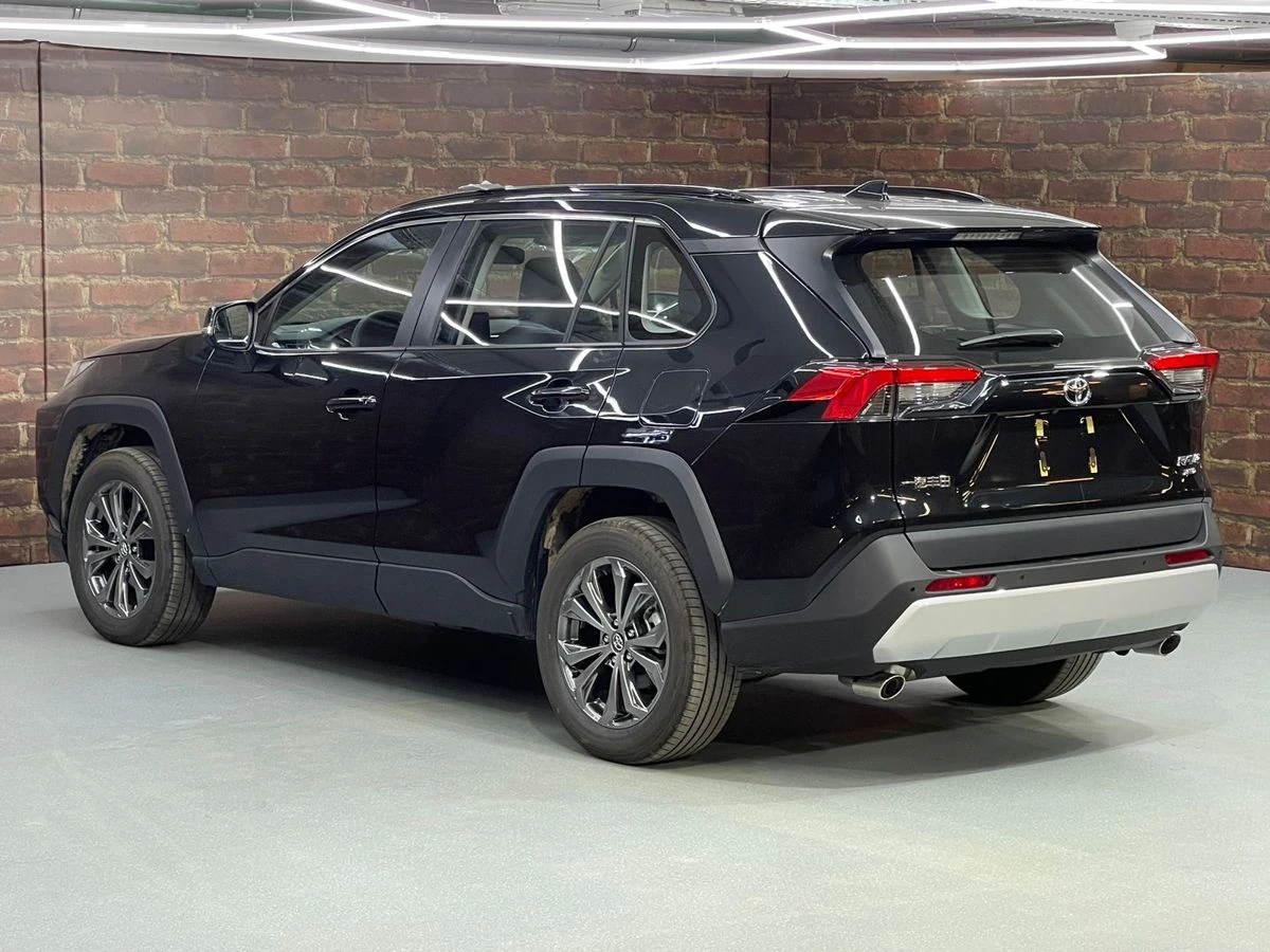 Toyota RAV4, 2025г, полный привод, вариатор