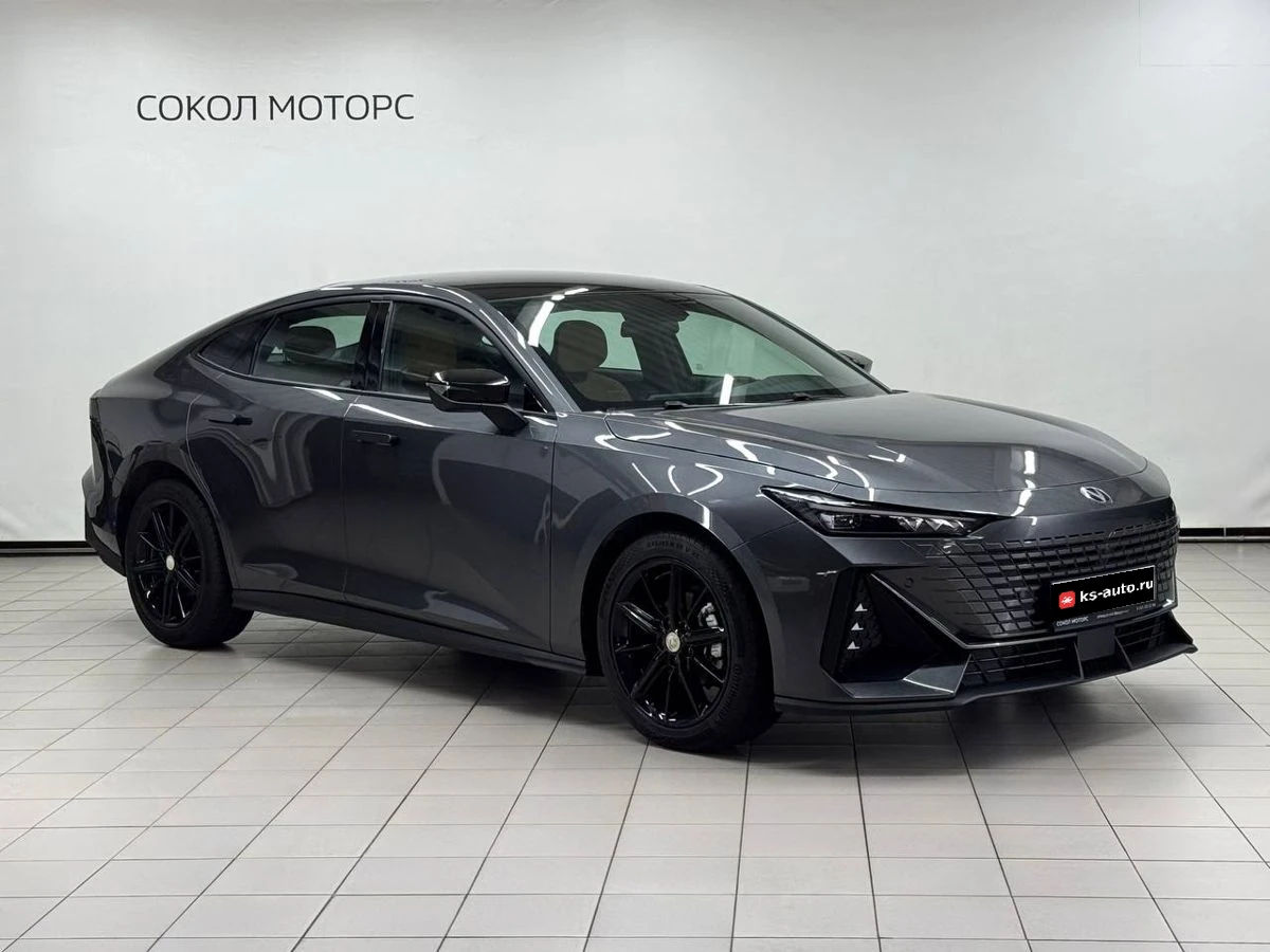 Changan UNI-V, 2023г, передний привод, робот