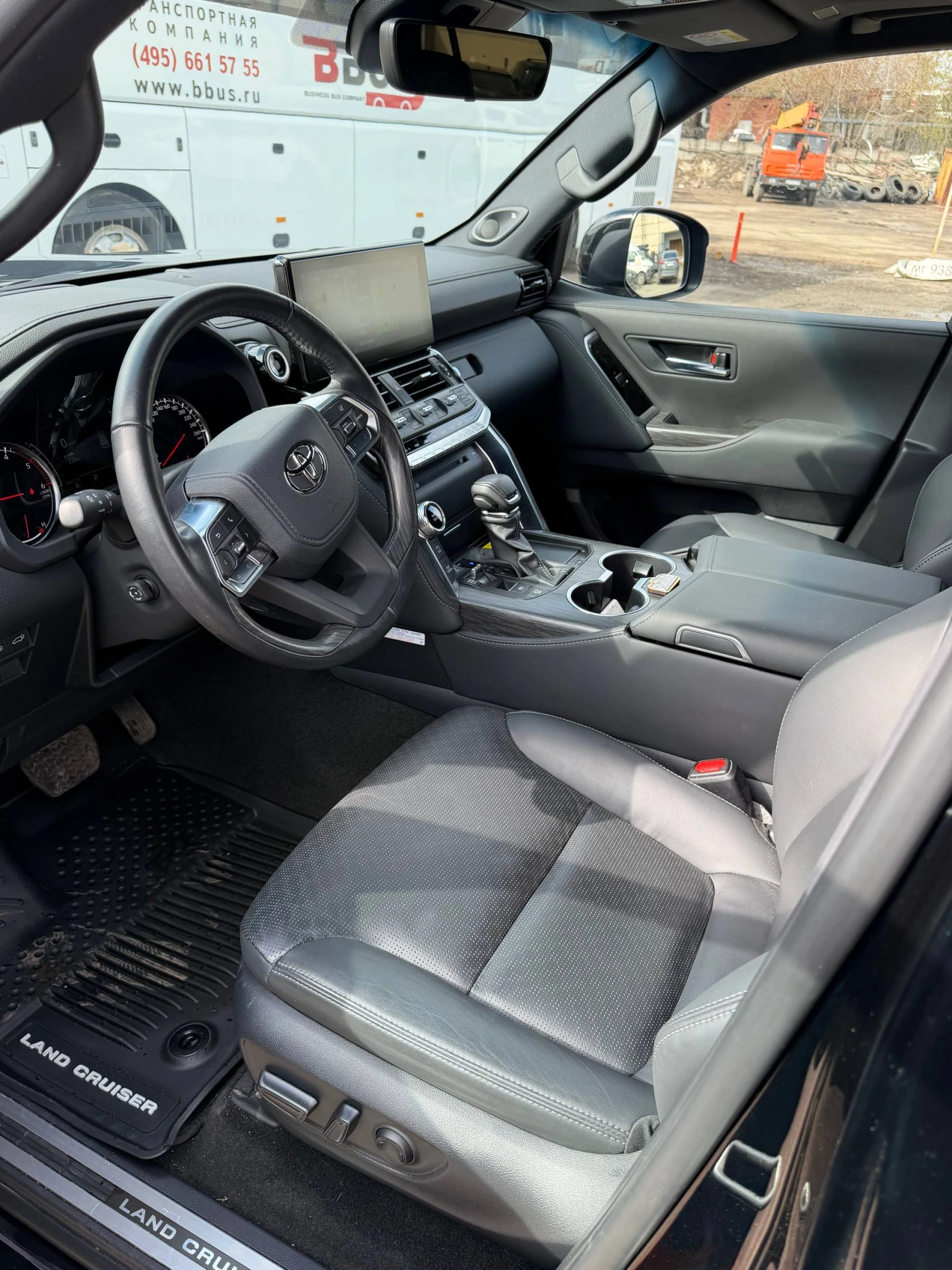 Toyota Land Cruiser, 2024г, полный привод, автомат