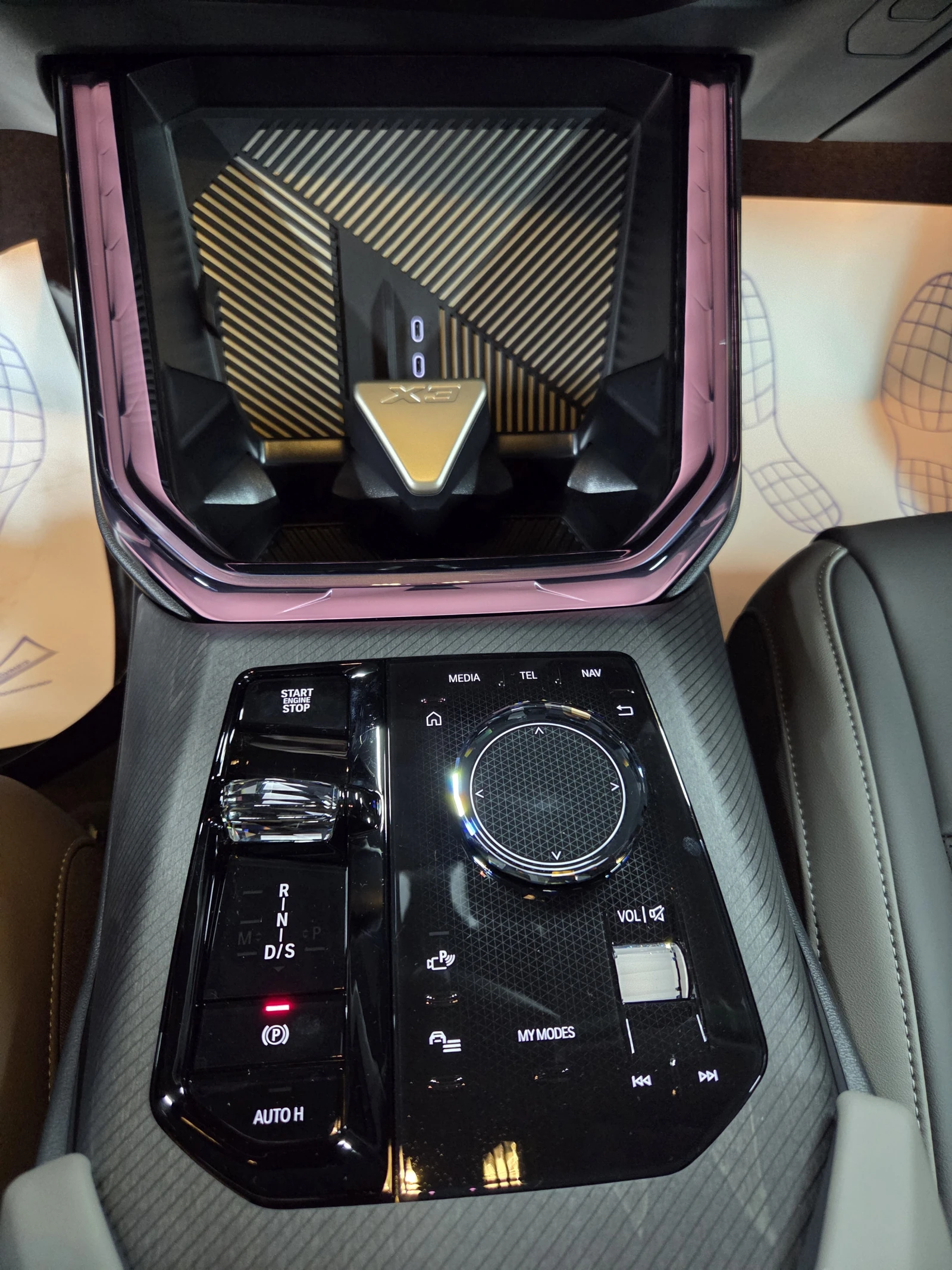 BMW X3, 2025г, полный привод, автомат