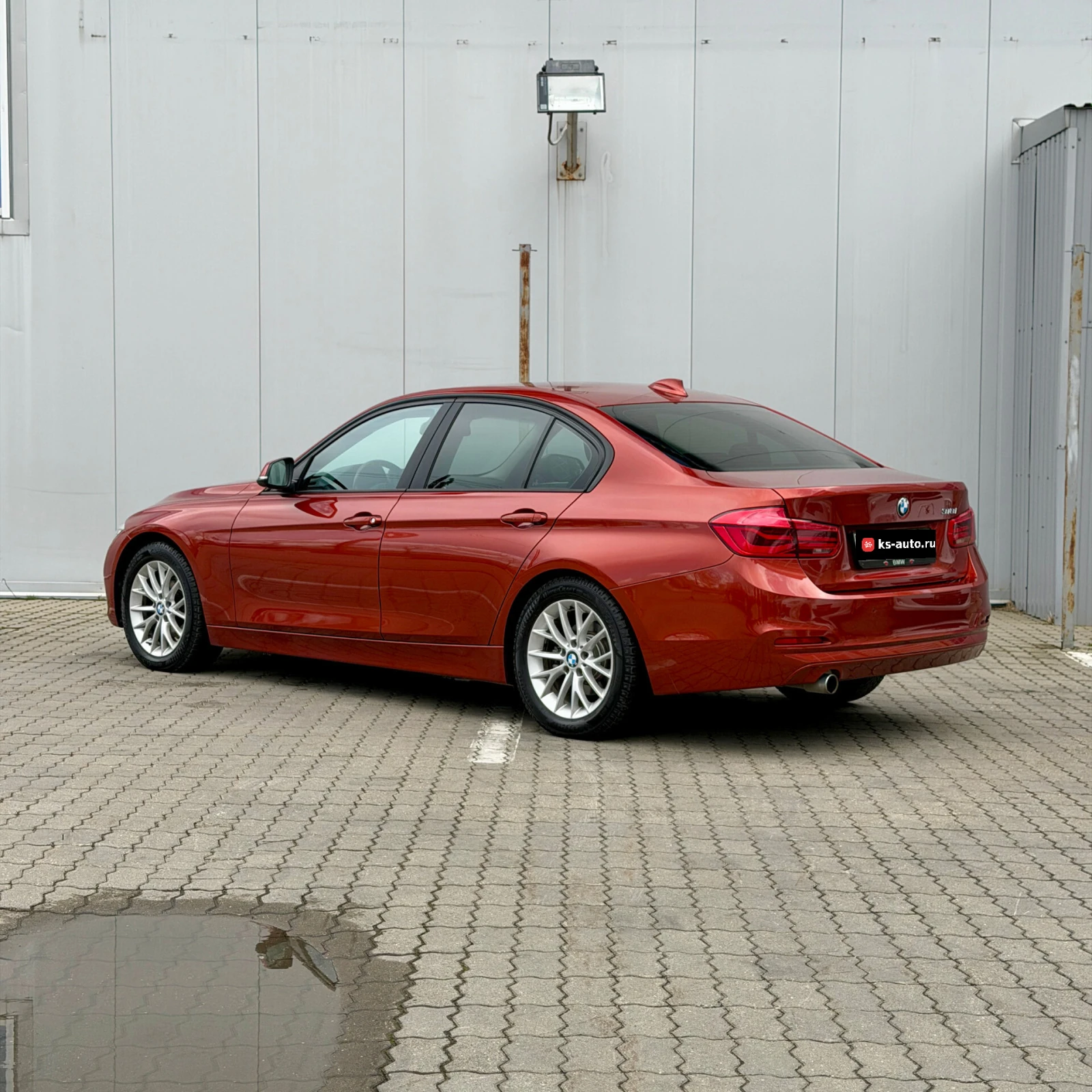 BMW 3 серии, 2017г, задний привод, автомат