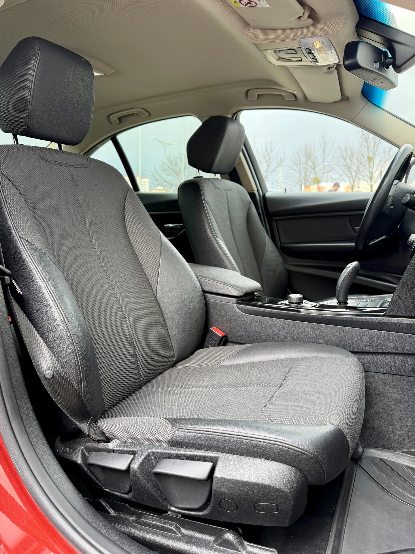 BMW 3 серии, 2017г, задний привод, автомат