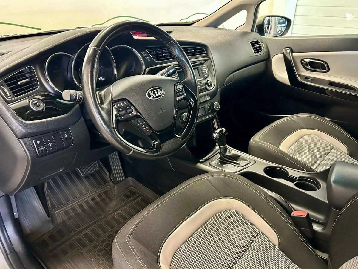 Kia Ceed, 2014г, передний привод, автомат