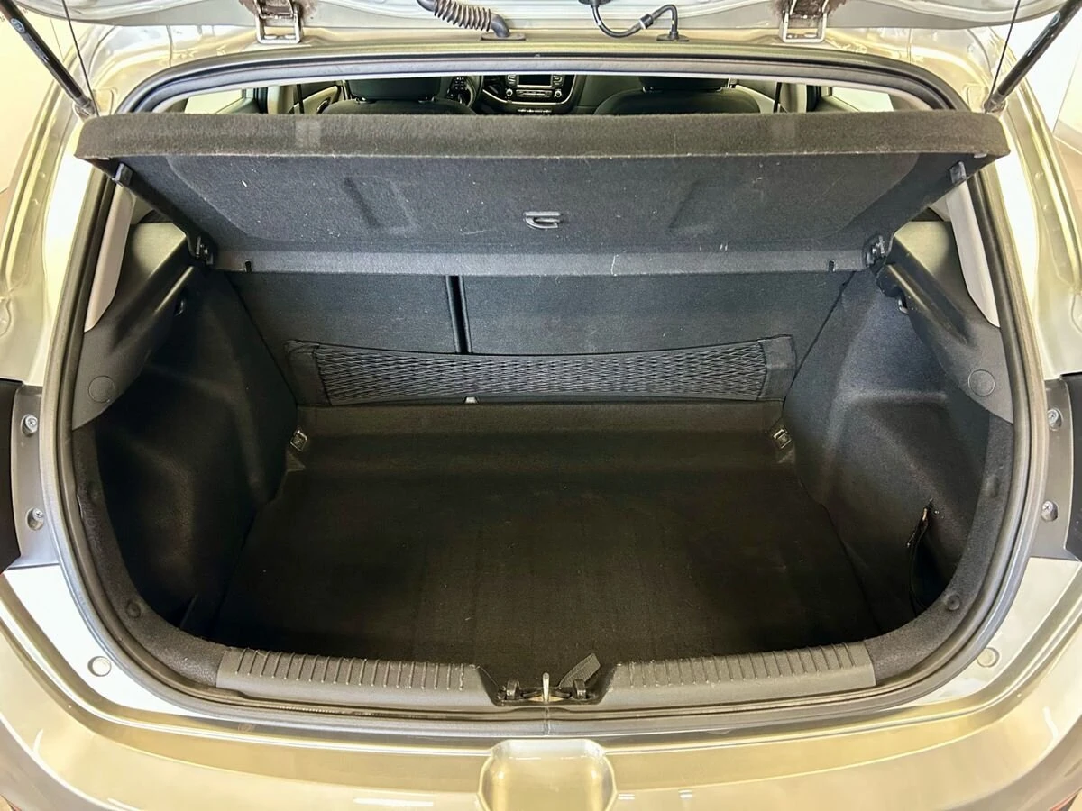 Kia Ceed, 2014г, передний привод, автомат