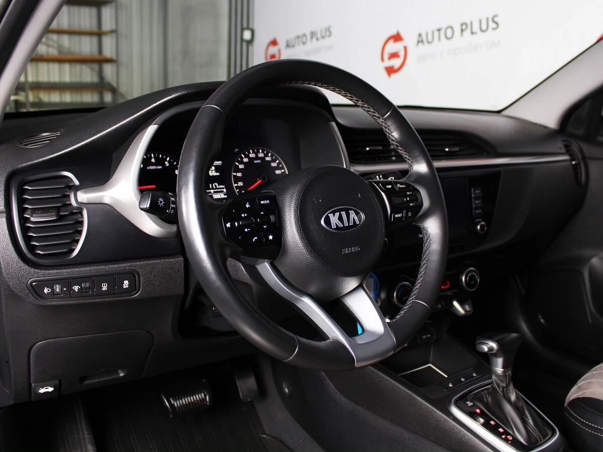 Kia Rio, 2021г, передний привод, автомат